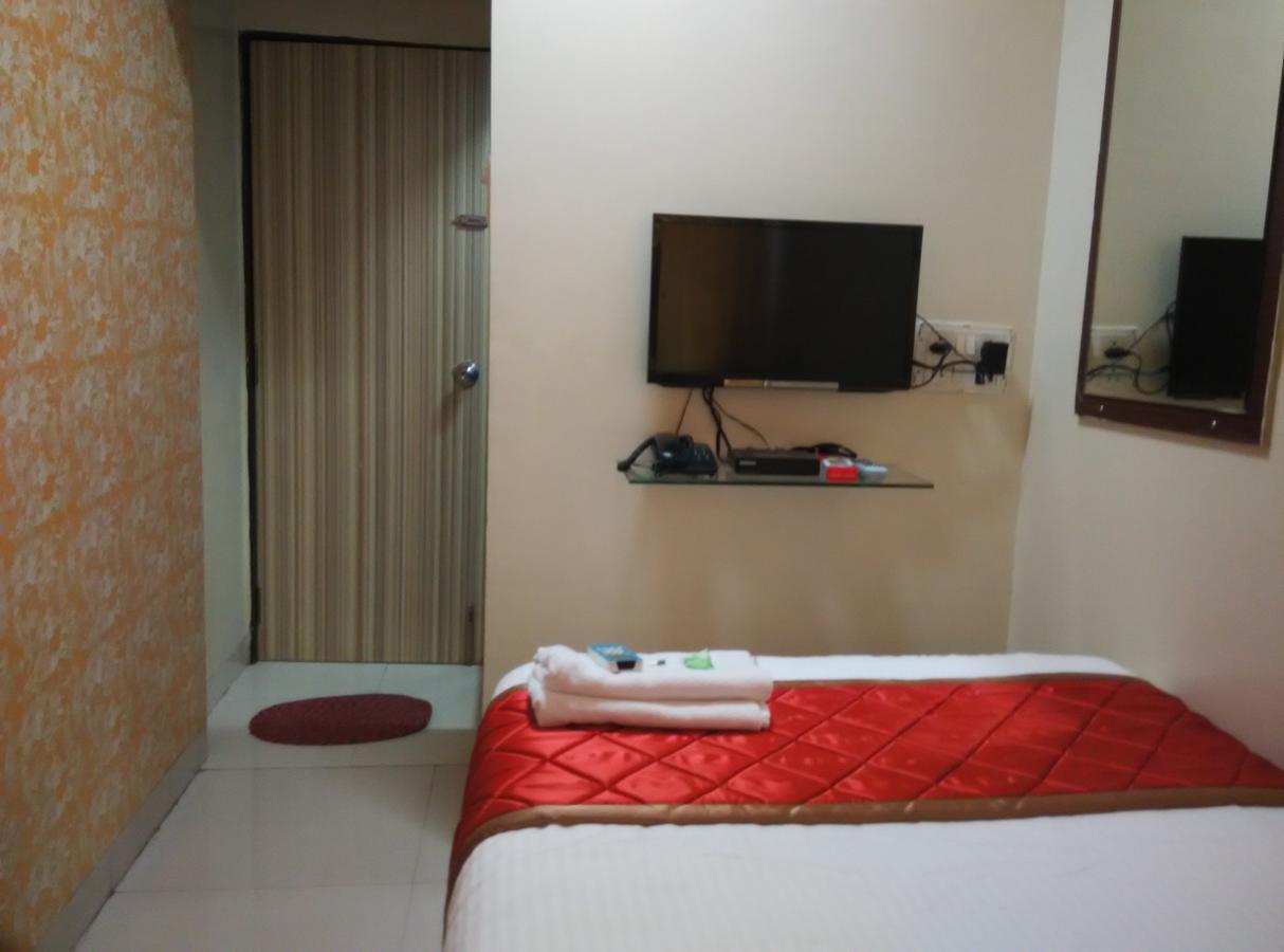 Hotel Silver Castle Mumbai Exterior photo